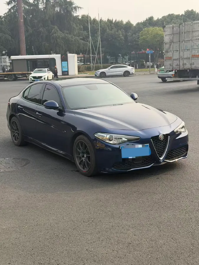 2017 Ford Mustang 2.3T 314HP L4 6AT,autocango,china used car exporter,china ev exporter,chinese used car exporter,chinese used ev exporter