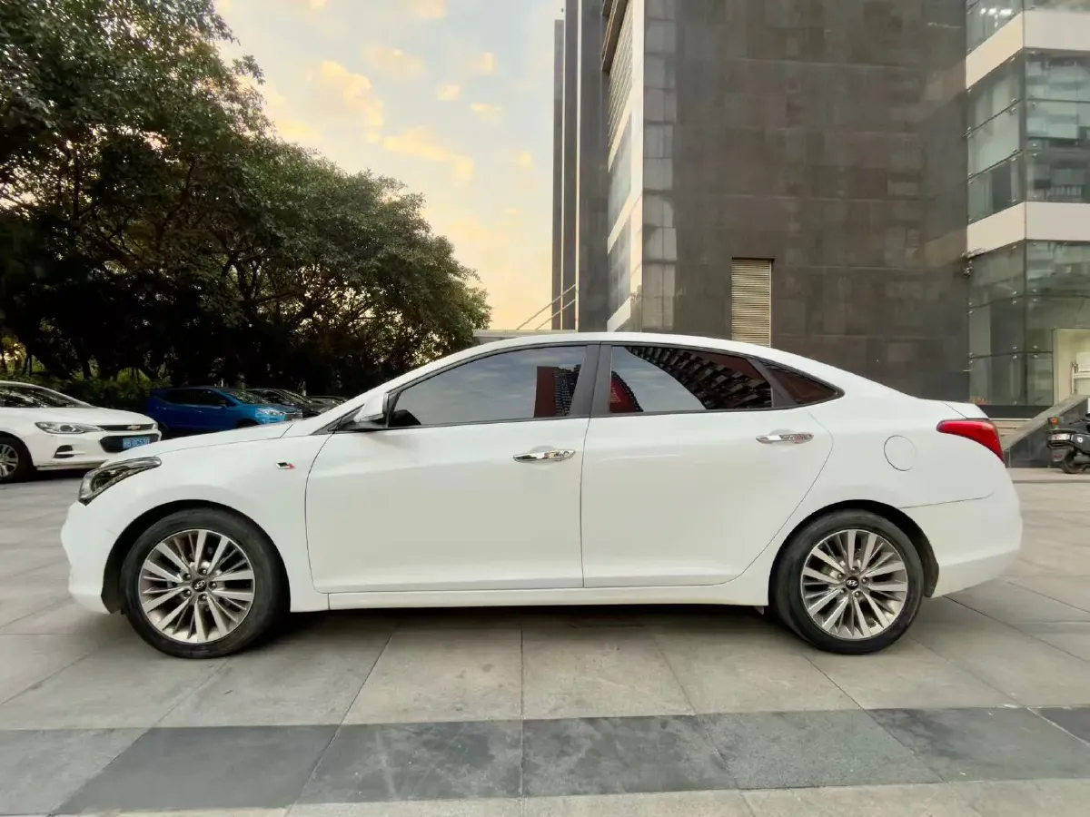 2019 Hyundai Mistra 1.8L 143HP L4 6AT,autocango,china used car exporter,china ev exporter,chinese used car exporter,chinese used ev exporter