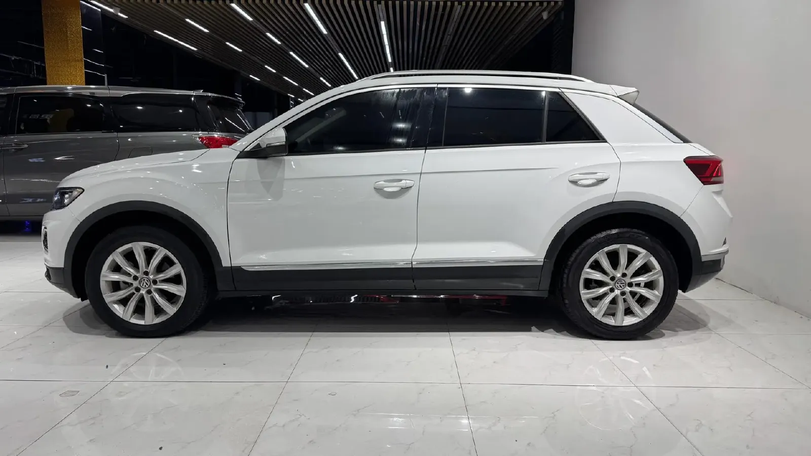 2020 Volkswagen T-Roc 1.4T 150HP L4 7DCT,autocango,china used car exporter,china ev exporter,chinese used car exporter,chinese used ev exporter