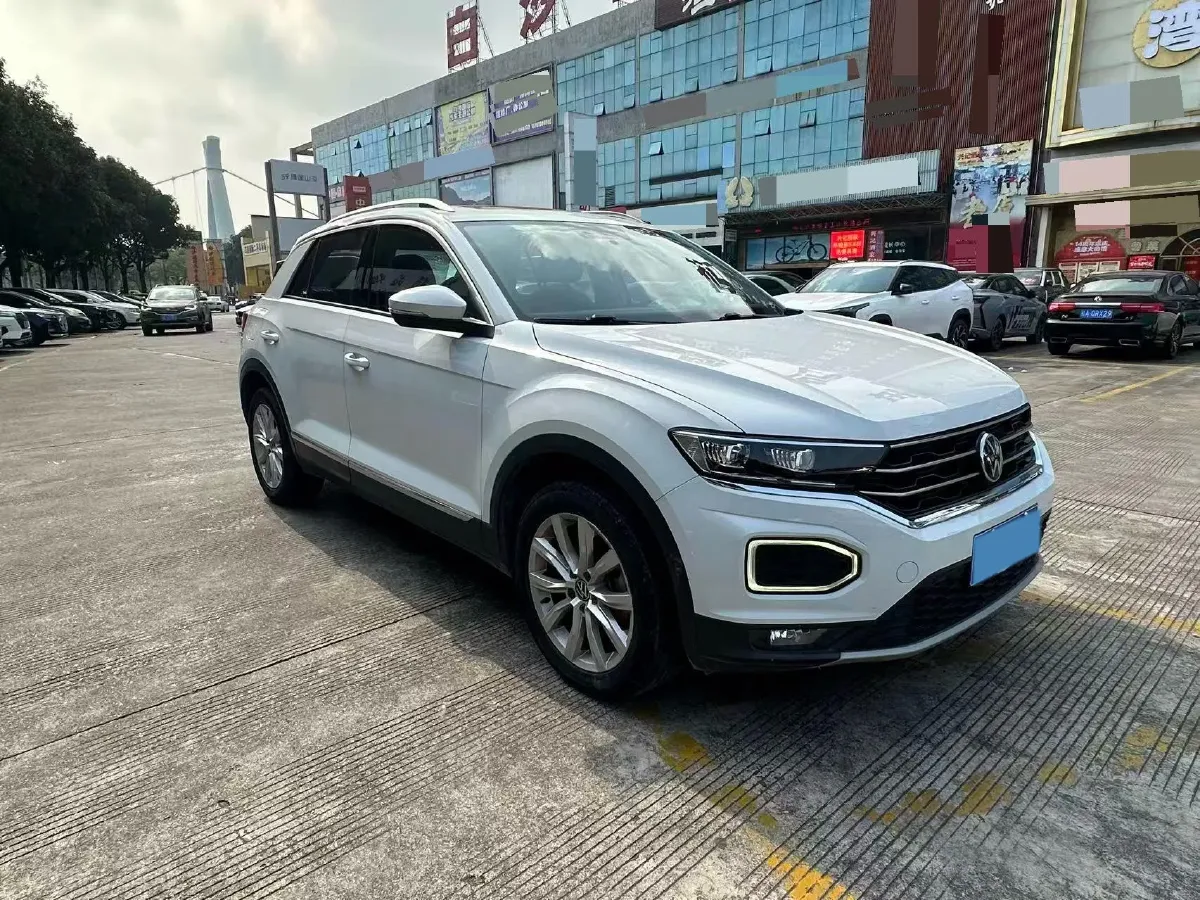 2021 Volkswagen T-Roc 1.4T 150HP L4 7DCT,autocango,china used car exporter,china ev exporter,chinese used car exporter,chinese used ev exporter