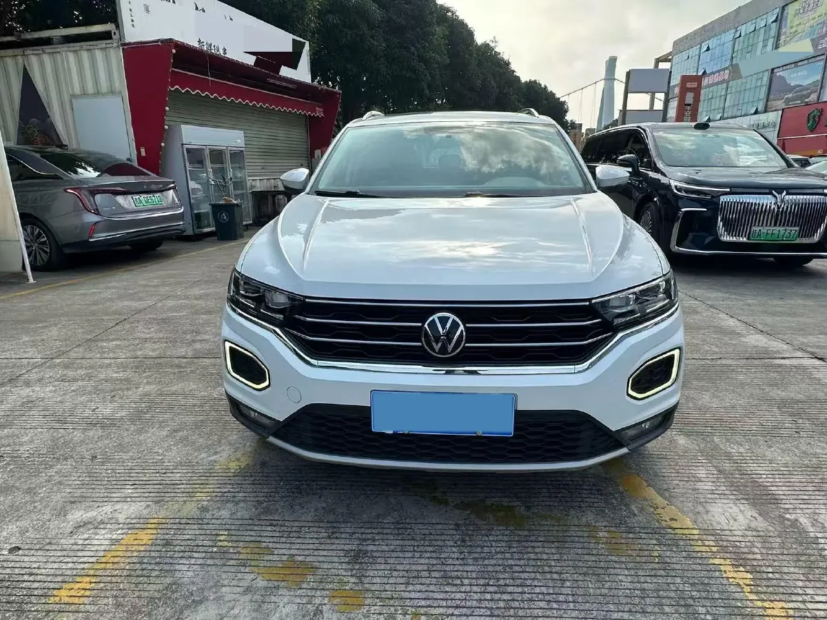 2021 Volkswagen T-Roc 1.4T 150HP L4 7DCT,autocango,china used car exporter,china ev exporter,chinese used car exporter,chinese used ev exporter