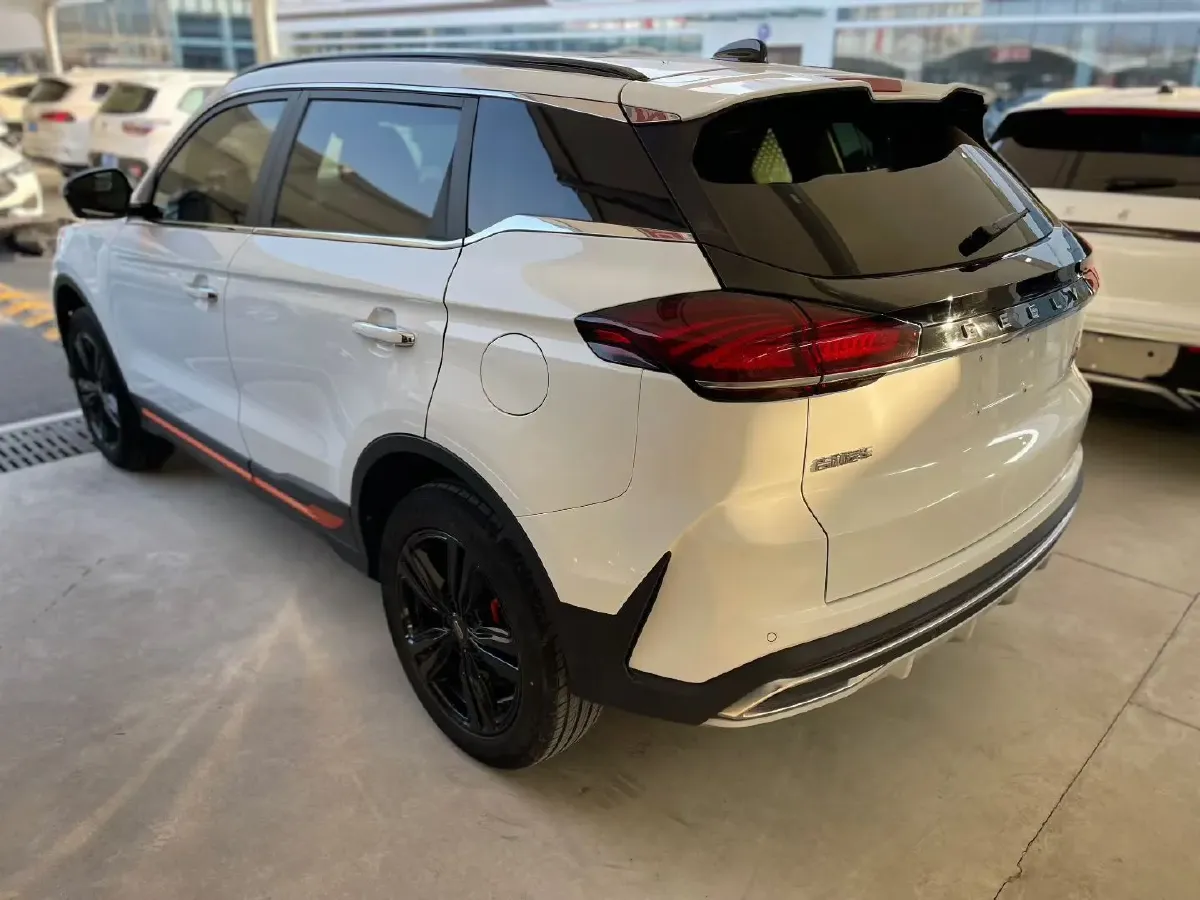 2022 Geely Azkarra 1.8T 184HP L4 7DCT,autocango,china used car exporter,china ev exporter,chinese used car exporter,chinese used ev exporter