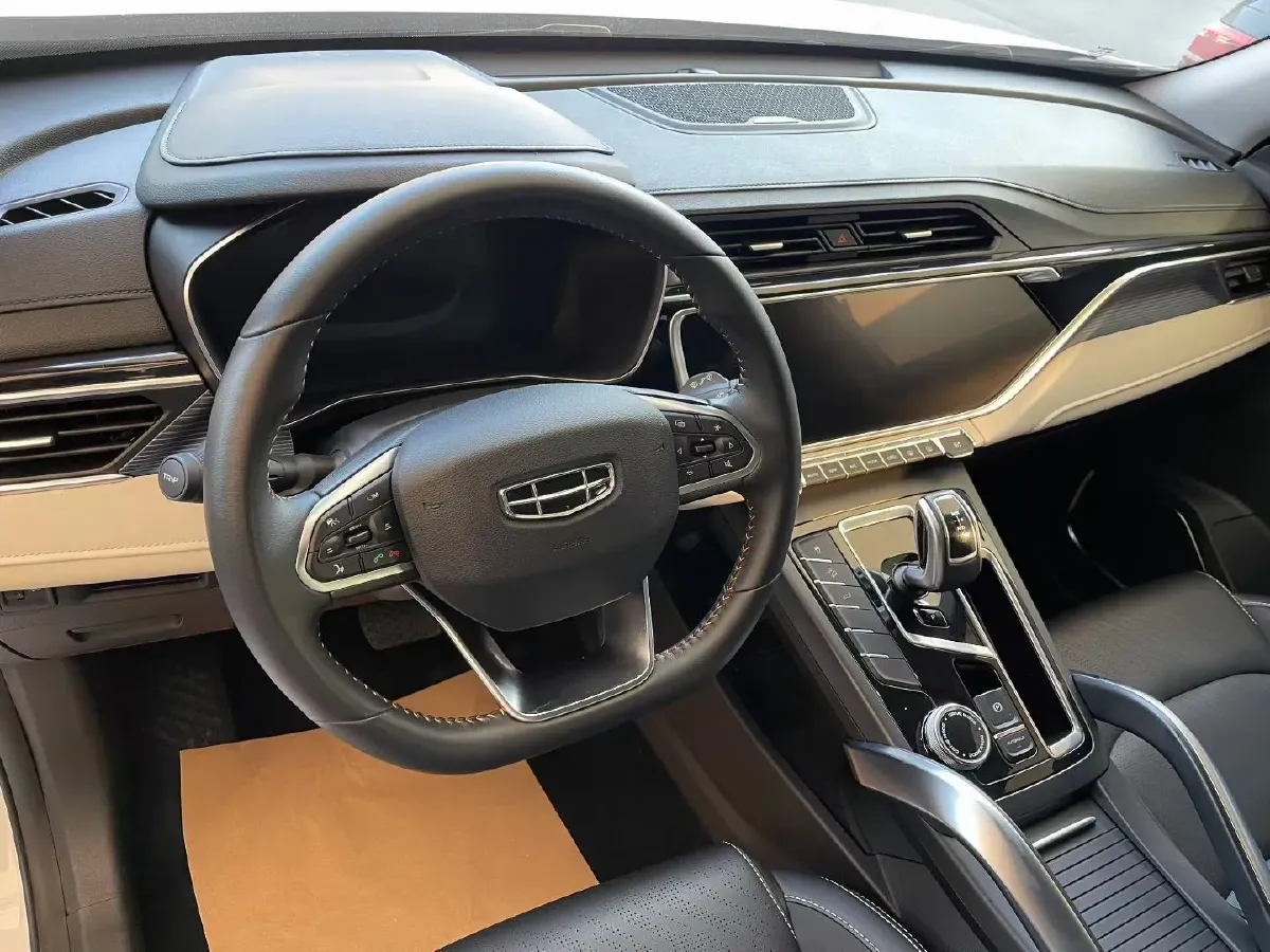 2022 Geely Azkarra 1.8T 184HP L4 7DCT,autocango,china used car exporter,china ev exporter,chinese used car exporter,chinese used ev exporter