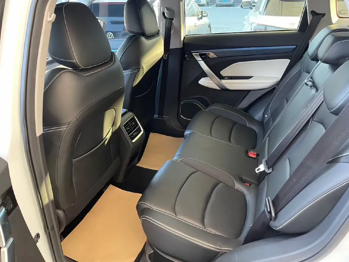 2022 Geely Azkarra 1.8T 184HP L4 7DCT,autocango,china used car exporter,china ev exporter,chinese used car exporter,chinese used ev exporter