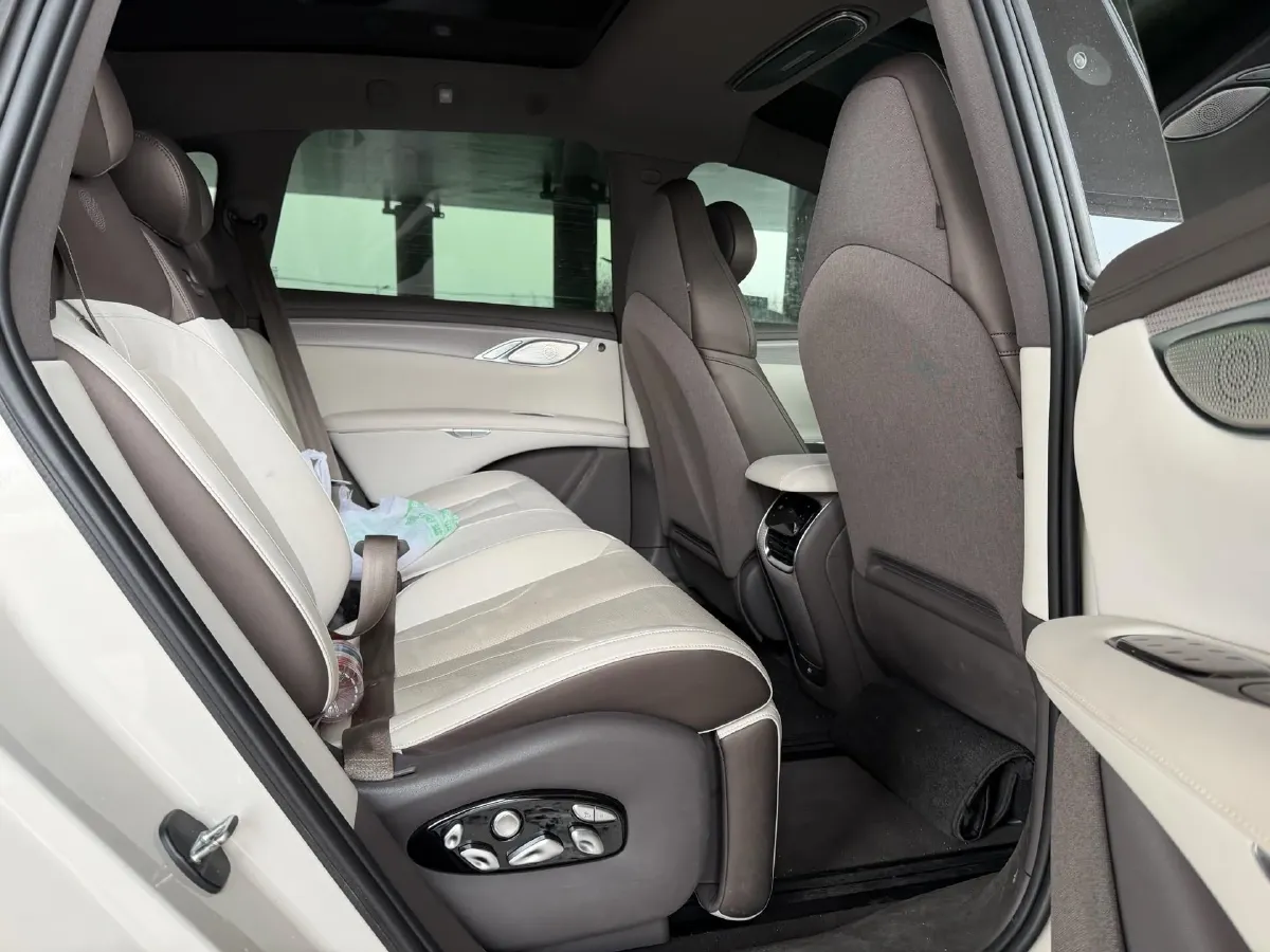 2023 IM LS7 BEV 90KWH,autocango,china used car exporter,china ev exporter,chinese used car exporter,chinese used ev exporter