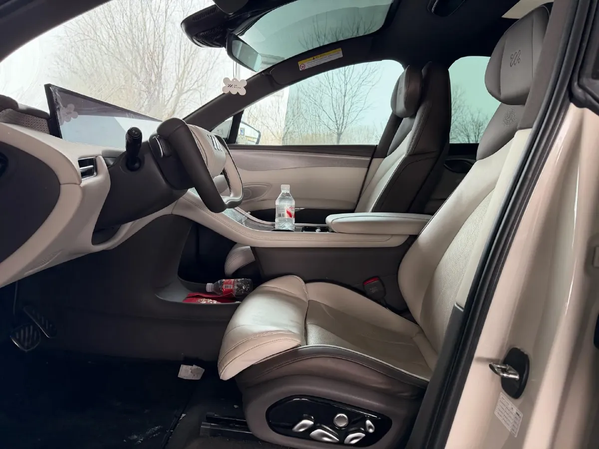 2023 IM LS7 BEV 90KWH,autocango,china used car exporter,china ev exporter,chinese used car exporter,chinese used ev exporter