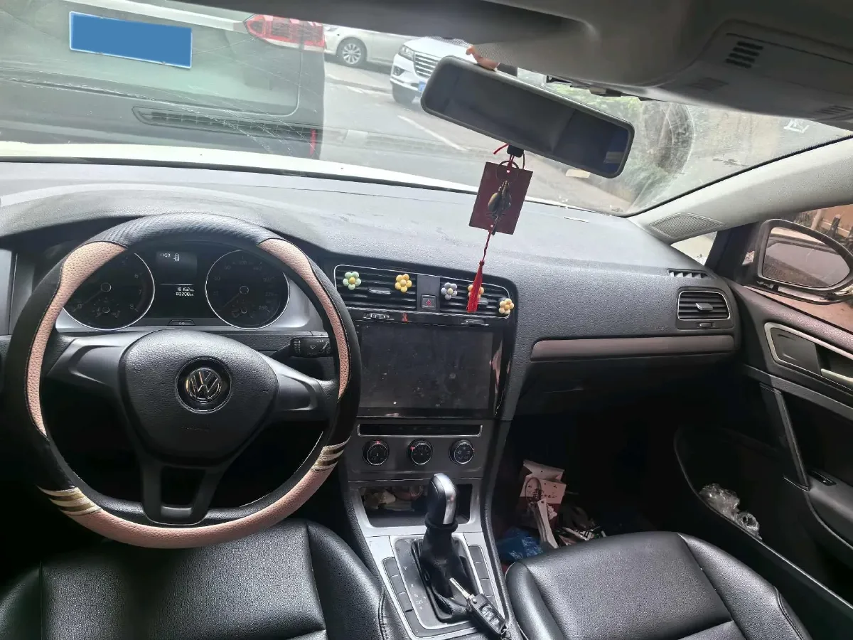 2016 Volkswagen Golf 1.6L 110HP L4 6AT,autocango,china used car exporter,china ev exporter,chinese used car exporter,chinese used ev exporter