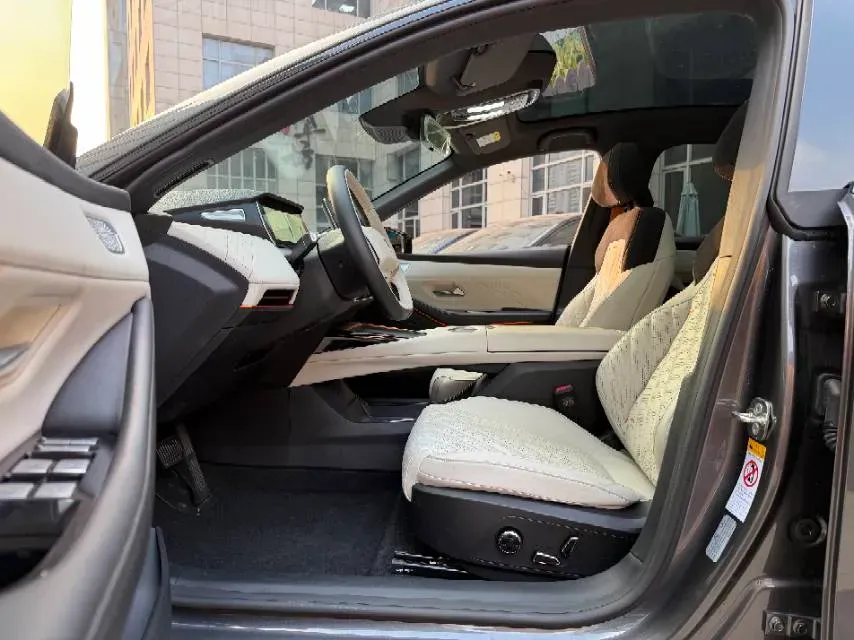 2024 Deepal SL03 BEV 58.89KWH,autocango,china used car exporter,china ev exporter,chinese used car exporter,chinese used ev exporter