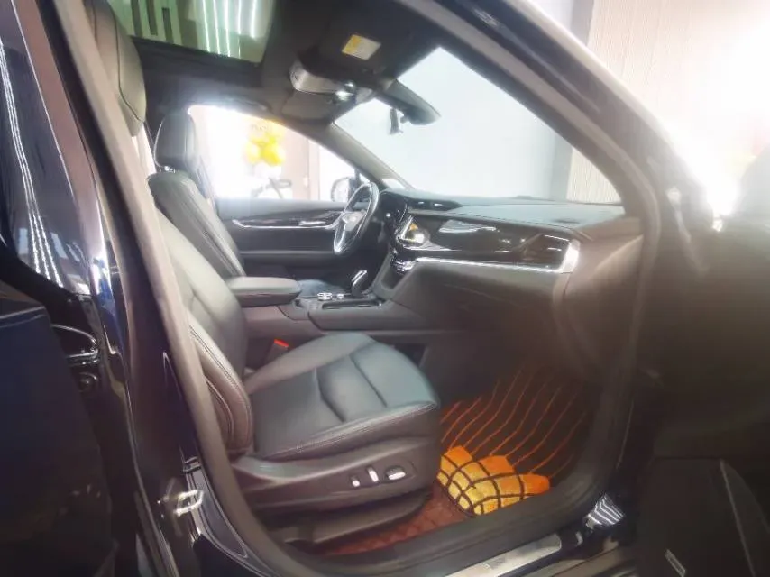 2022 Cadillac XT6 2.0T 237HP L4 9AT,autocango,china used car exporter,china ev exporter,chinese used car exporter,chinese used ev exporter