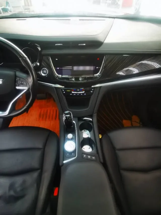 2022 Cadillac XT6 2.0T 237HP L4 9AT,autocango,china used car exporter,china ev exporter,chinese used car exporter,chinese used ev exporter