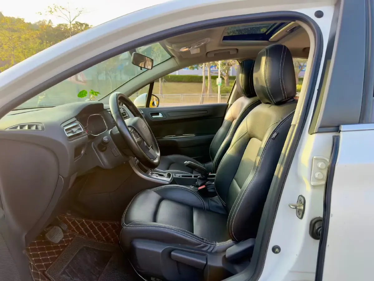 2018 Citroen C4 C-Quatre 1.6L 117HP L4 6AT,autocango,china used car exporter,china ev exporter,chinese used car exporter,chinese used ev exporter