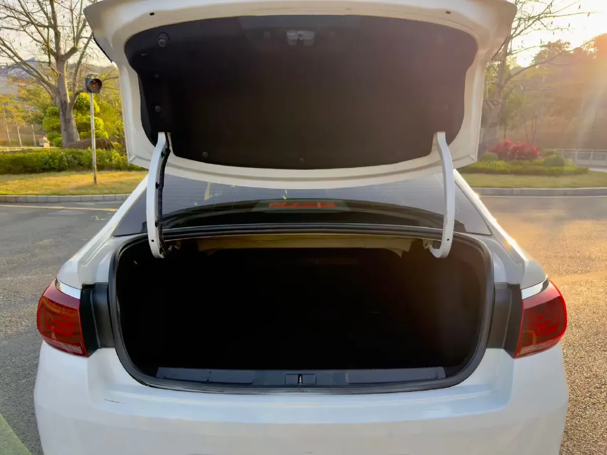 2018 Citroen C4 C-Quatre 1.6L 117HP L4 6AT,autocango,china used car exporter,china ev exporter,chinese used car exporter,chinese used ev exporter