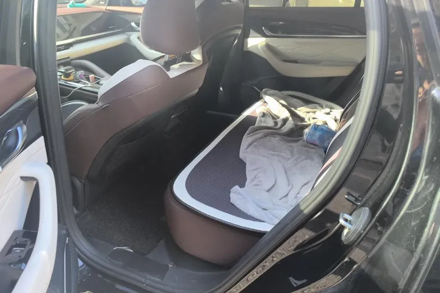 2021 Geely Monjaro 2.0T 218HP L4 7DCT,autocango,china used car exporter,china ev exporter,chinese used car exporter,chinese used ev exporter