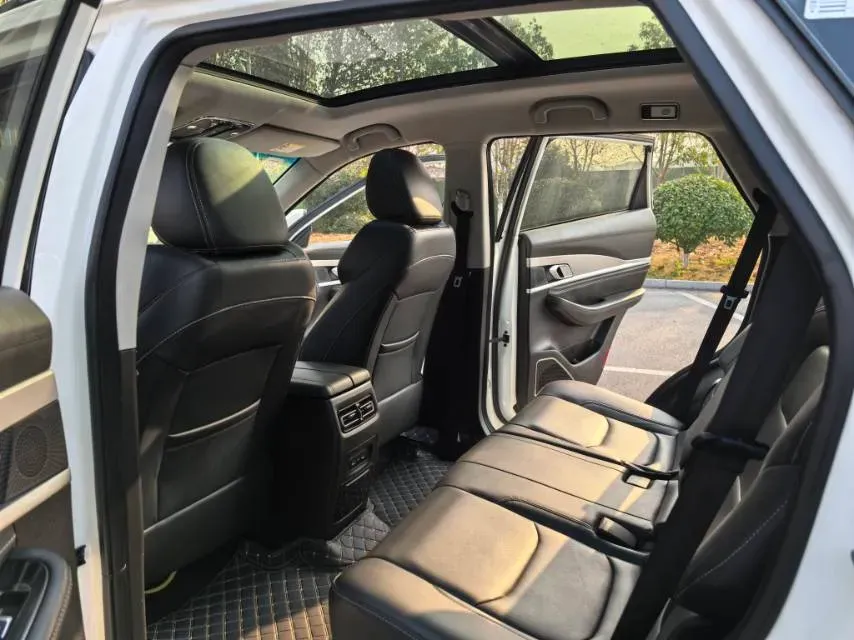 2020 Jetour X70 1.5T 156HP L4 6MT,autocango,china used car exporter,china ev exporter,chinese used car exporter,chinese used ev exporter