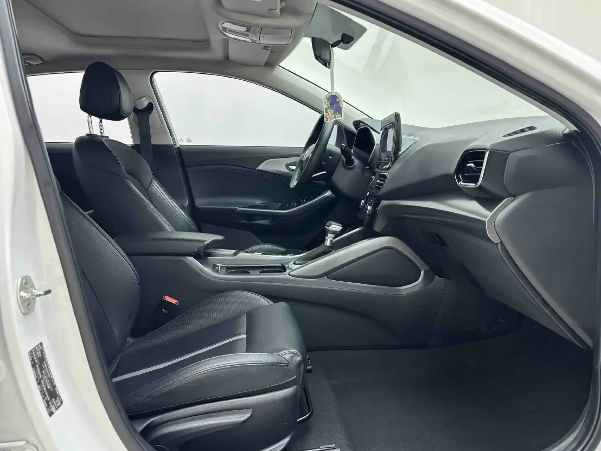 2021 Hyundai La Festa 1.6T 204HP L4 7DCT,autocango,china used car exporter,china ev exporter,chinese used car exporter,chinese used ev exporter