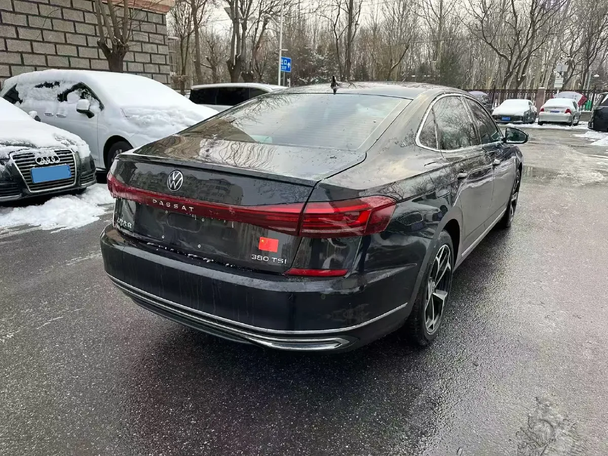 2025 Volkswagen Passat 2.0T 220HP L4 7DCT,autocango,china used car exporter,china ev exporter,chinese used car exporter,chinese used ev exporter