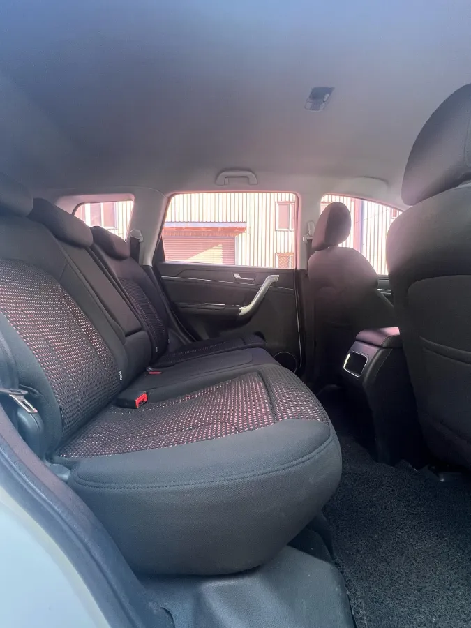 2019 Haval M6 1.5T 150HP L4 7DCT,autocango,china used car exporter,china ev exporter,chinese used car exporter,chinese used ev exporter