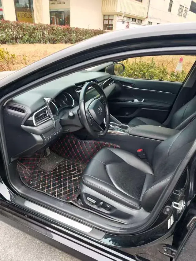 2019 Toyota Camry 2.5L 209HP L4 8AT,autocango,china used car exporter,china ev exporter,chinese used car exporter,chinese used ev exporter
