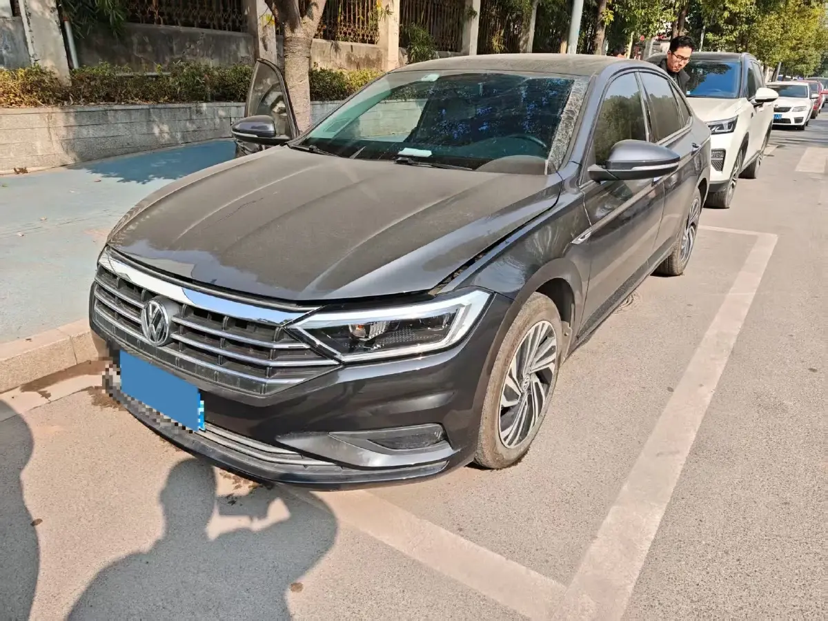 2022 Volkswagen Sagitar 1.4T 150HP L4 7DCT