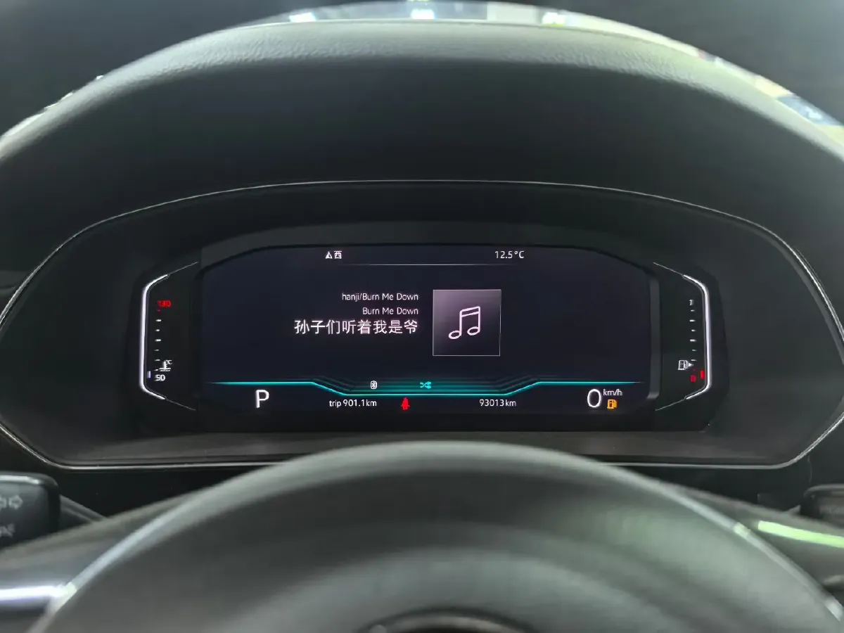 2019 Volkswagen Passat 2.0T 220HP L4 7DCT,autocango,china used car exporter,china ev exporter,chinese used car exporter,chinese used ev exporter