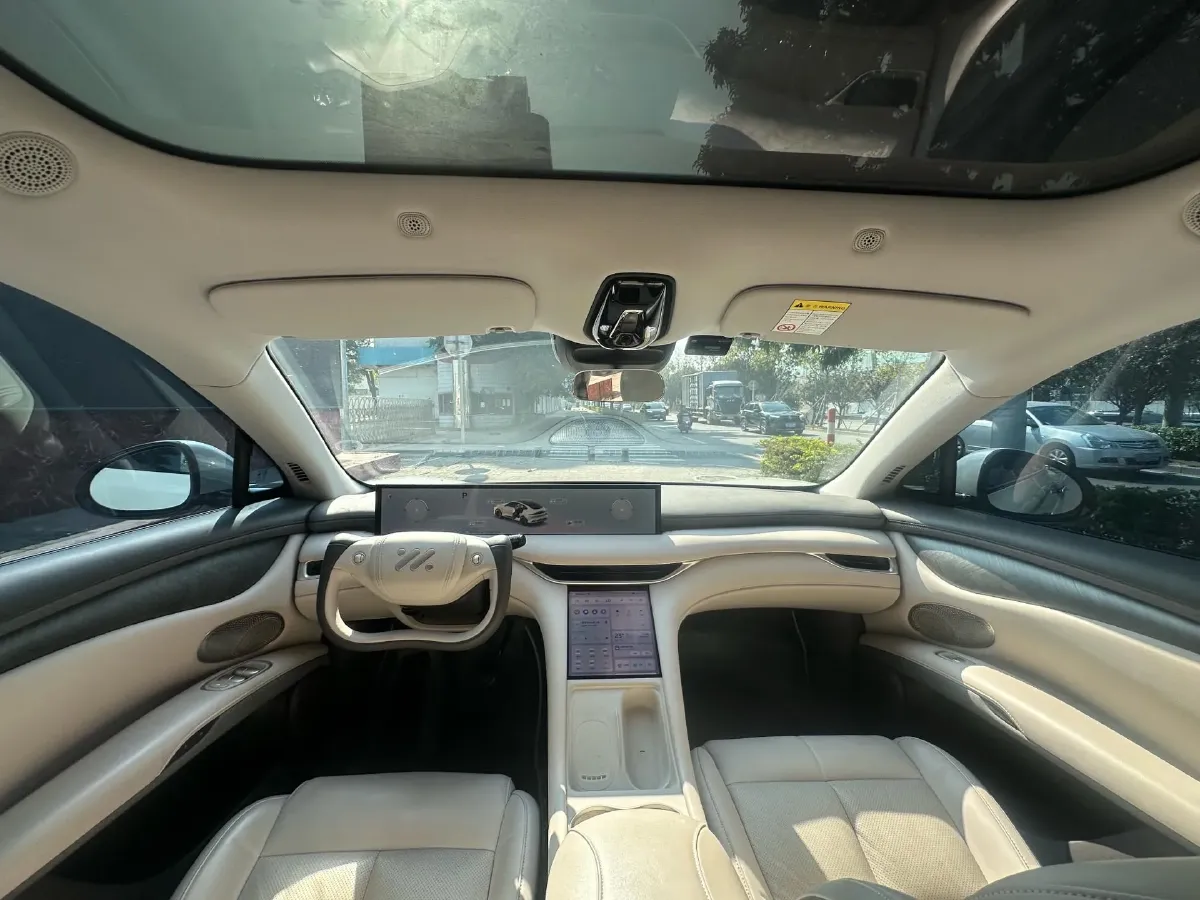 2025 IM LS6 BEV 75KWH,autocango,china used car exporter,china ev exporter,chinese used car exporter,chinese used ev exporter