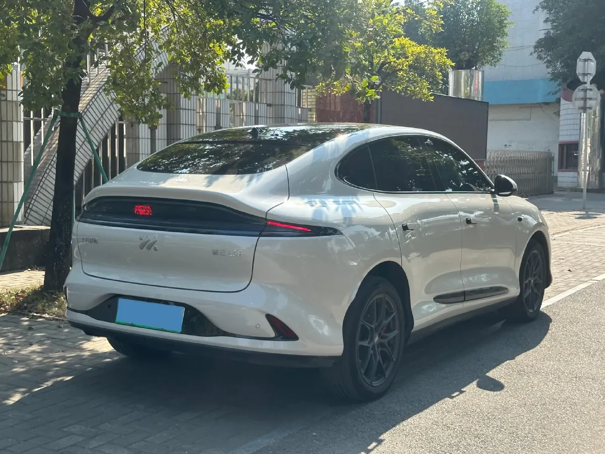 2025 IM LS6 BEV 75KWH,autocango,china used car exporter,china ev exporter,chinese used car exporter,chinese used ev exporter