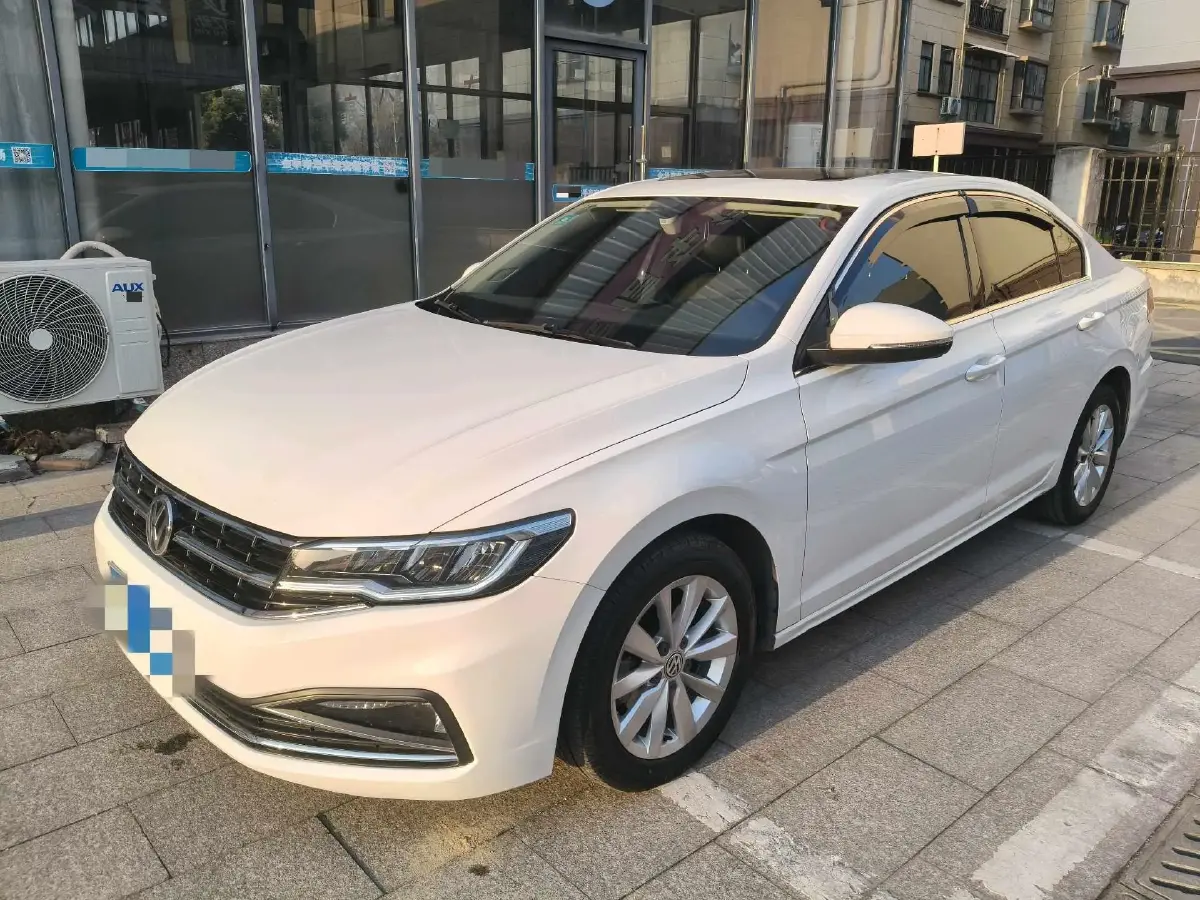 2019 MAXUS T70 2.0T 163HP L4 6AT