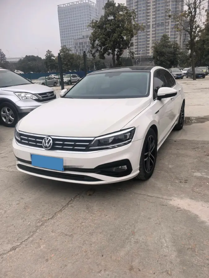 2019 Volkswagen Passat 1.4T 150HP L4 7DCT