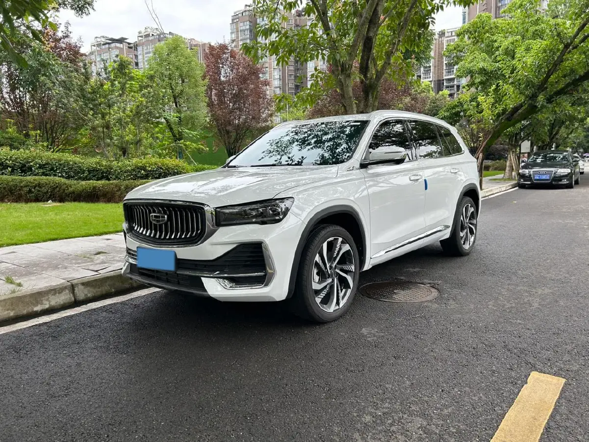 2024 Geely Monjaro 2.0T 238HP L4 8AT