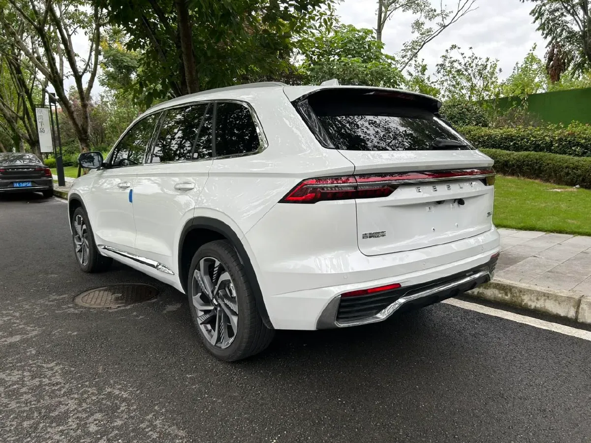 2024 Geely Monjaro 2.0T 238HP L4 8AT,autocango,china used car exporter,china ev exporter,chinese used car exporter,chinese used ev exporter