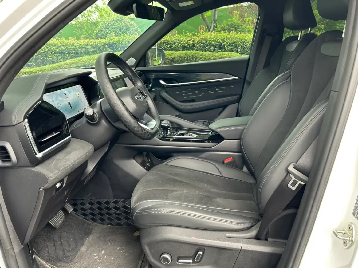 2024 Geely Monjaro 2.0T 238HP L4 8AT,autocango,china used car exporter,china ev exporter,chinese used car exporter,chinese used ev exporter