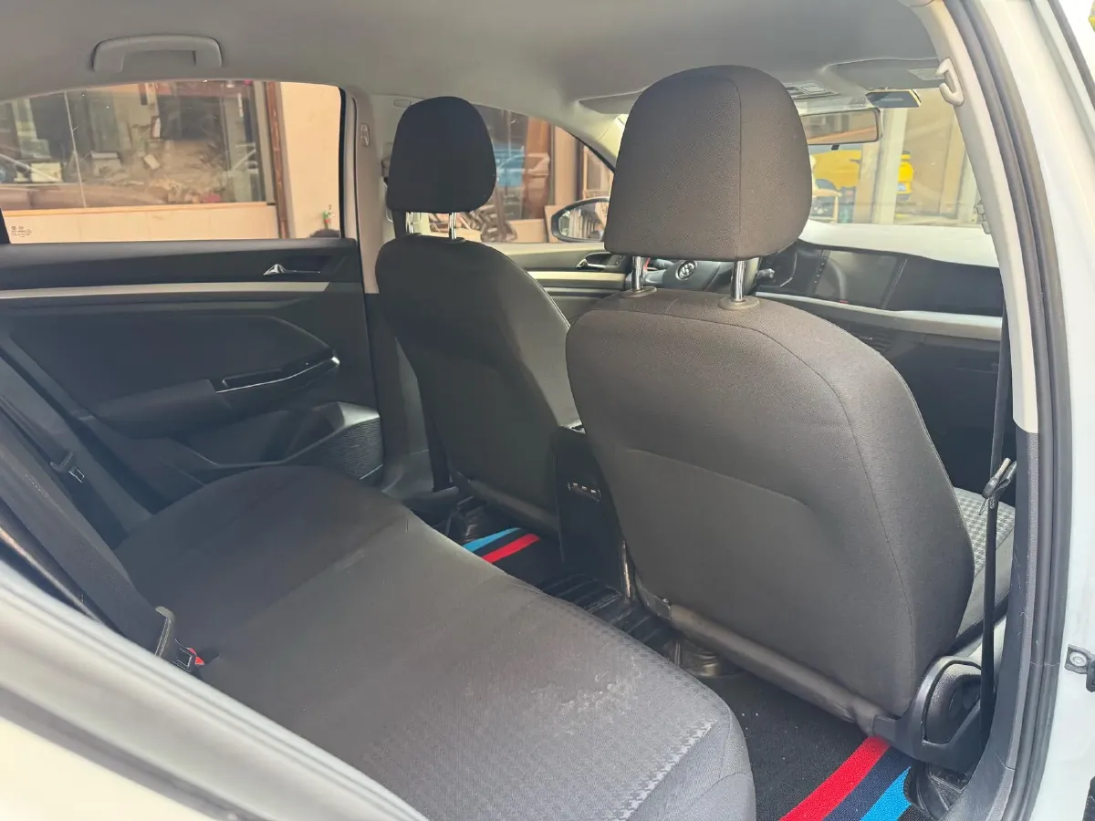 2019 MAXUS XinTu V80 2.5T 136HP L4 6MT,autocango,china used car exporter,china ev exporter,chinese used car exporter,chinese used ev exporter