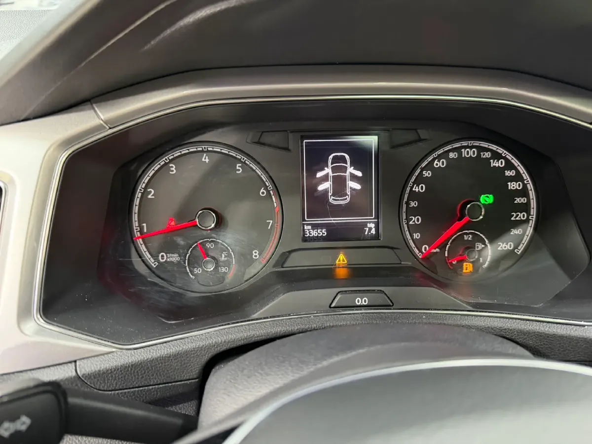 2022 Volkswagen T-Roc 1.4T 150HP L4 7DCT,autocango,china used car exporter,china ev exporter,chinese used car exporter,chinese used ev exporter