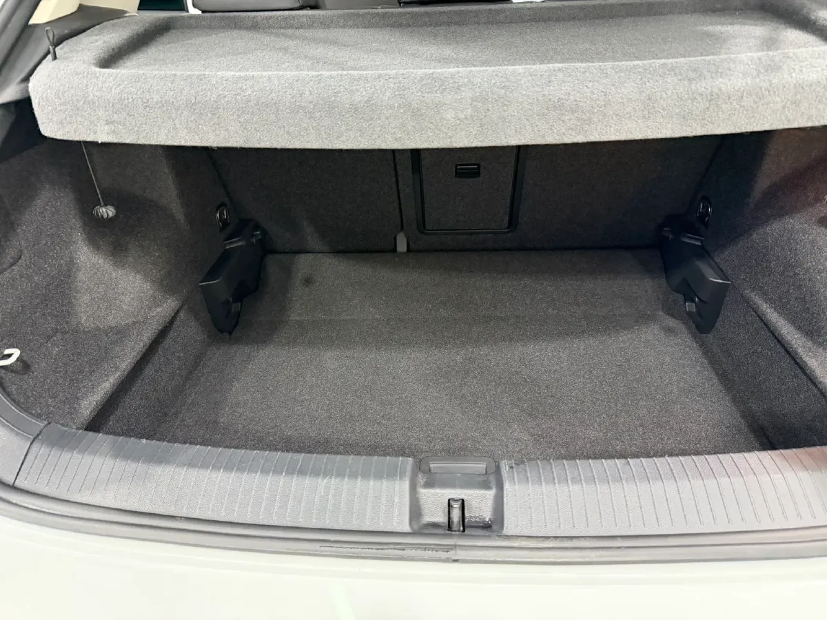 2022 Volkswagen T-Roc 1.4T 150HP L4 7DCT,autocango,china used car exporter,china ev exporter,chinese used car exporter,chinese used ev exporter