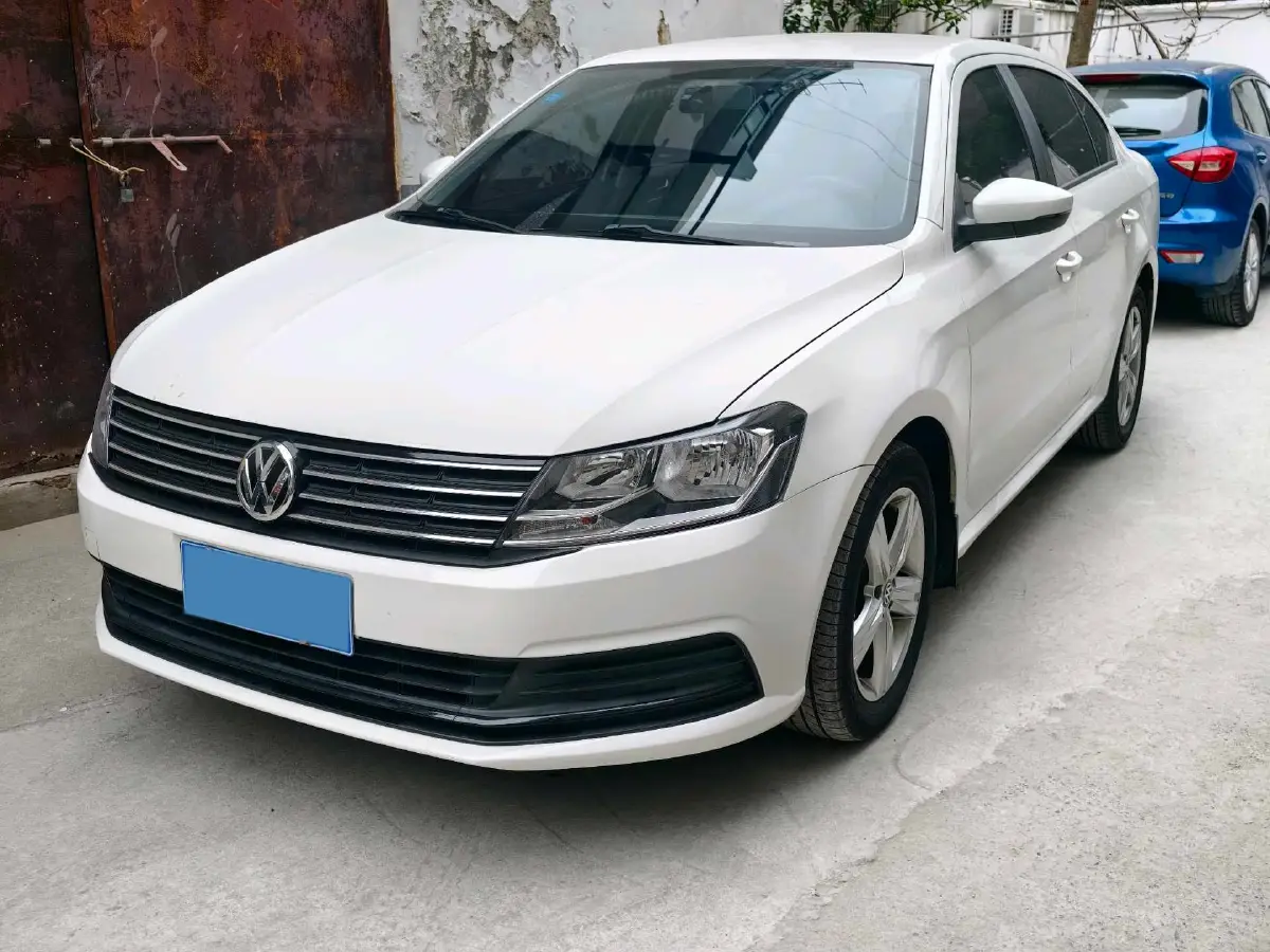 2017 Volkswagen Lavida 1.6L 110HP L4 6AT