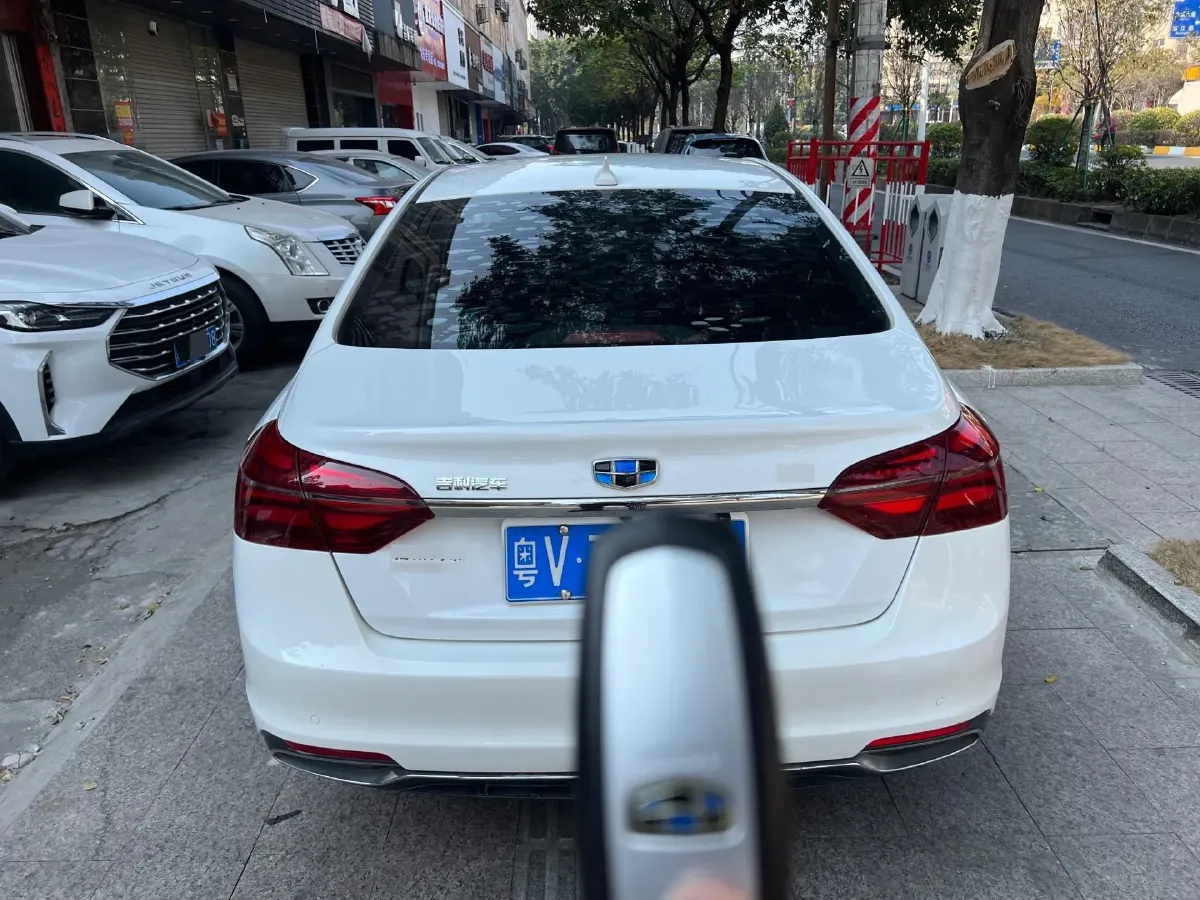 2018 Geely Emgrand 1.5L 109HP L4 5MT,autocango,china used car exporter,china ev exporter,chinese used car exporter,chinese used ev exporter