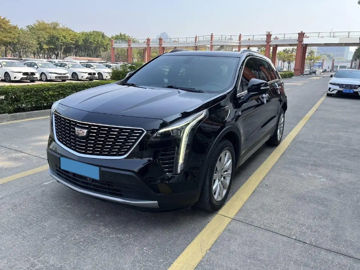 2021 Cadillac XT4 2.0T 237HP L4 9AT