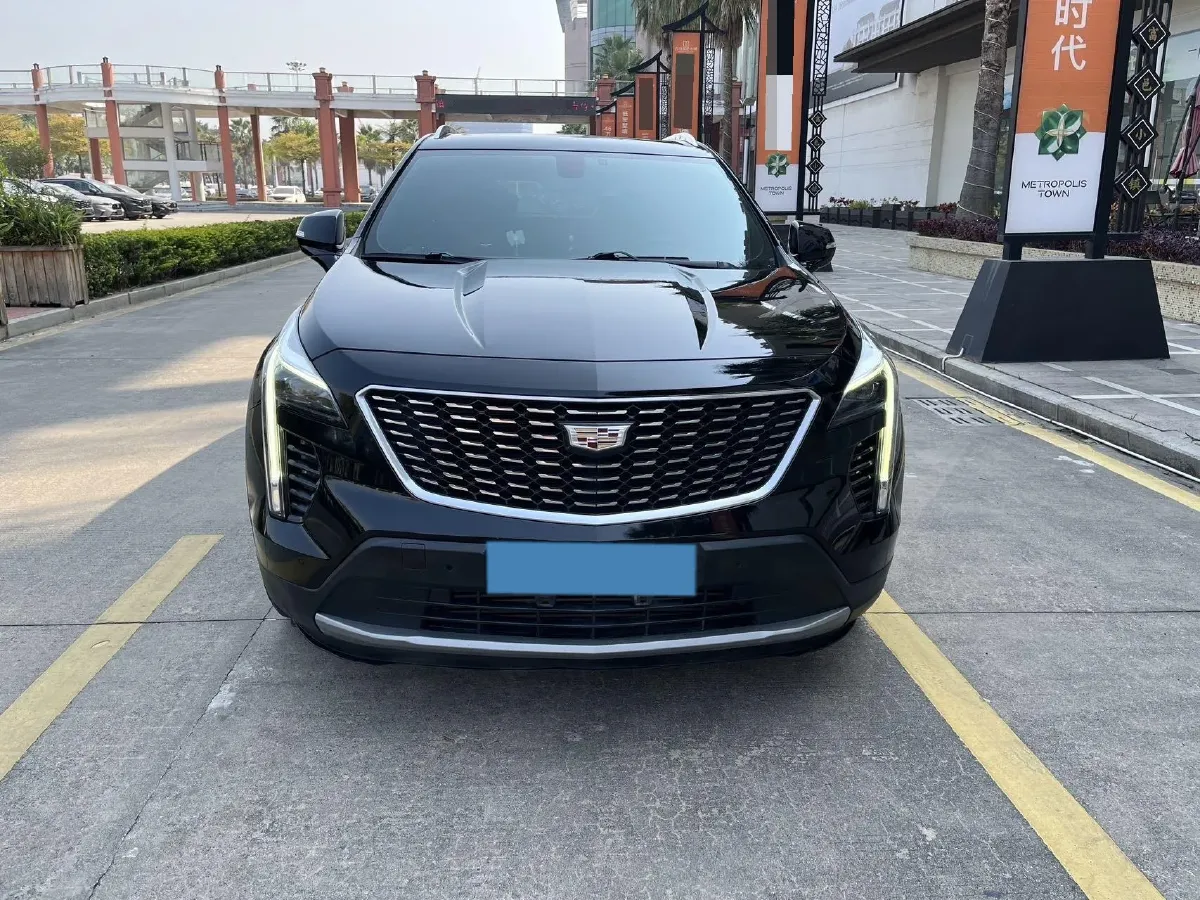 2021 Cadillac XT4 2.0T 237HP L4 9AT,autocango,china used car exporter,china ev exporter,chinese used car exporter,chinese used ev exporter