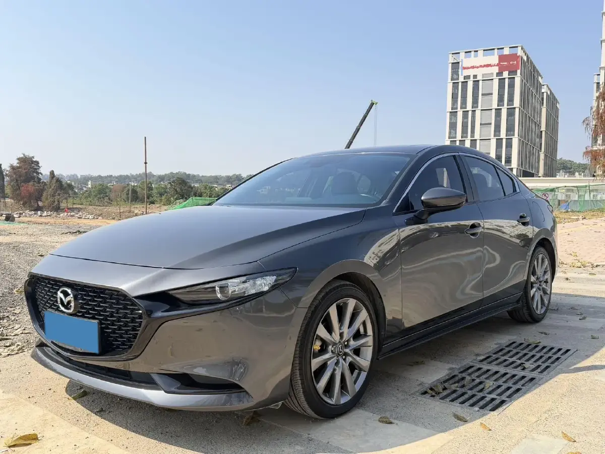 2021 Mazda 3 Axela 2.0L 158HP L4 6AT