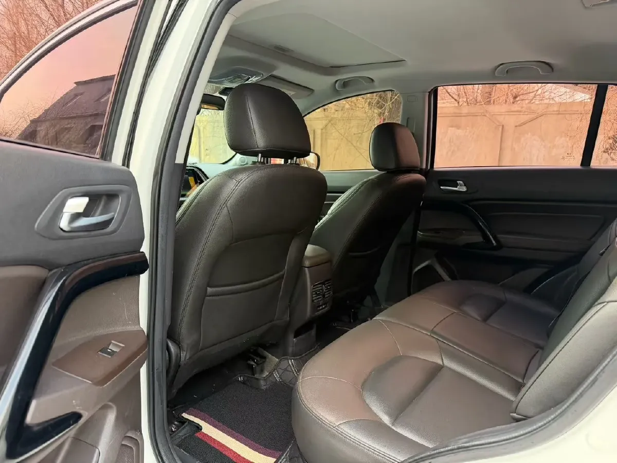 2017 GAC Trumpchi GS4 1.3T 137HP L4 7DCT,autocango,china used car exporter,china ev exporter,chinese used car exporter,chinese used ev exporter