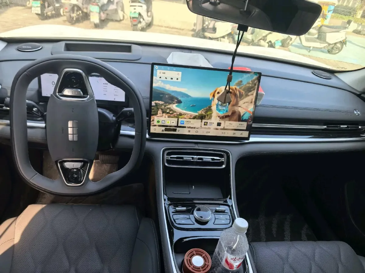 2025 Geely Galaxy A7 1.5L 112HP L4 1DHT PHEV,autocango,china used car exporter,china ev exporter,chinese used car exporter,chinese used ev exporter