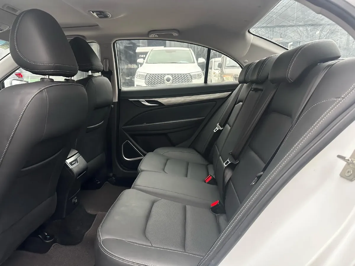 2019 Geely Emgrand 1.5L 109HP L4 5MT,autocango,china used car exporter,china ev exporter,chinese used car exporter,chinese used ev exporter