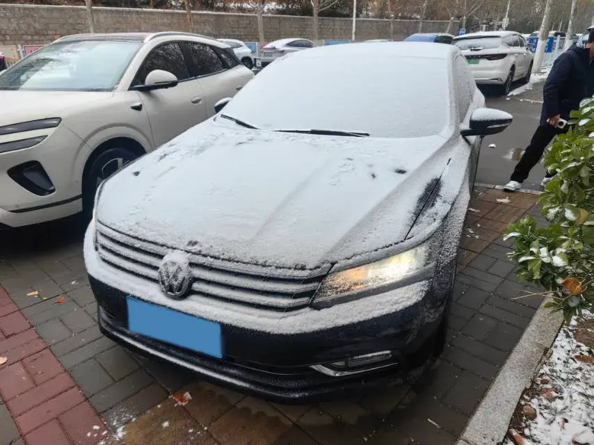 2017 Volkswagen Passat 1.8T 180HP L4 7DCT