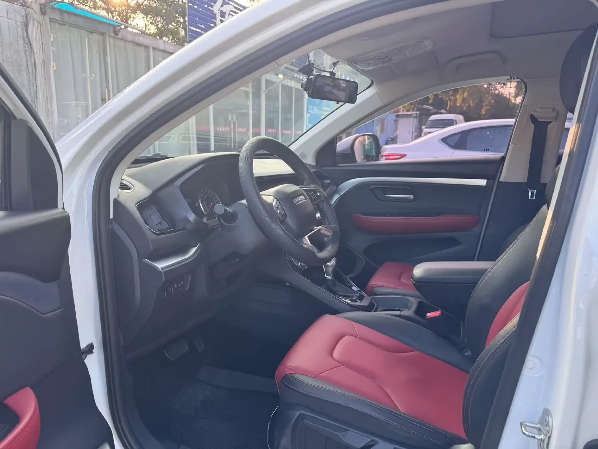 2018 Haval H2s 1.5T 150HP L4 7DCT,autocango,china used car exporter,china ev exporter,chinese used car exporter,chinese used ev exporter