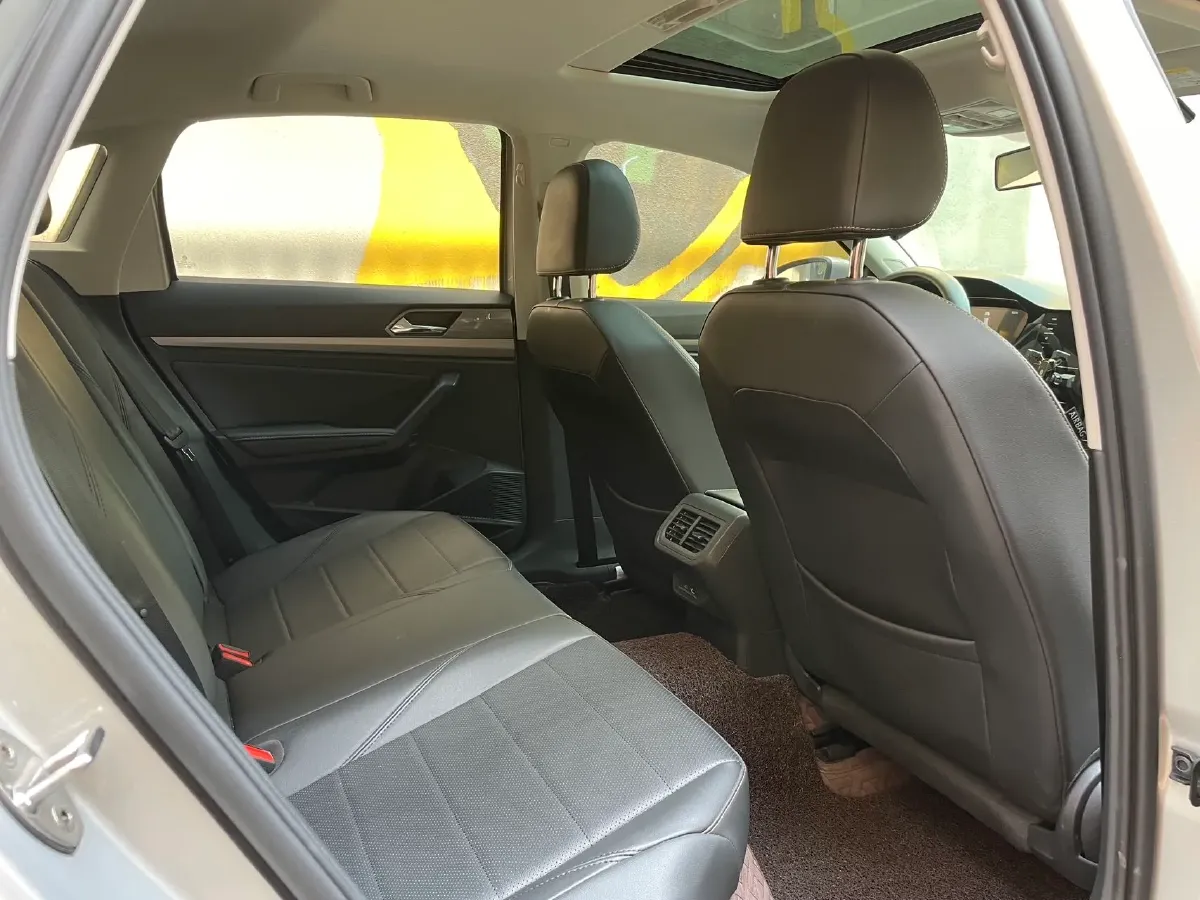 2021 Volkswagen Lavida 1.5L 113HP L4 6AT,autocango,china used car exporter,china ev exporter,chinese used car exporter,chinese used ev exporter