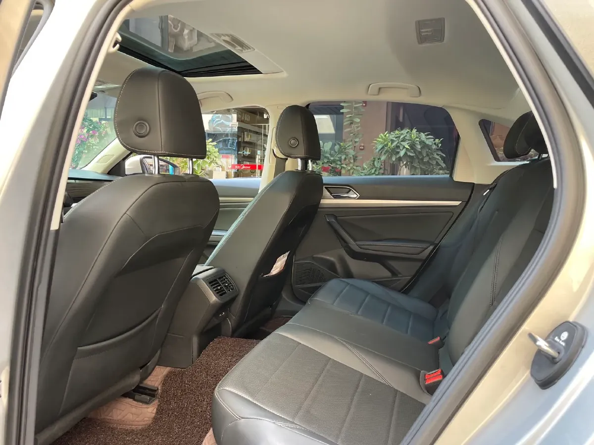 2021 Volkswagen Lavida 1.5L 113HP L4 6AT,autocango,china used car exporter,china ev exporter,chinese used car exporter,chinese used ev exporter