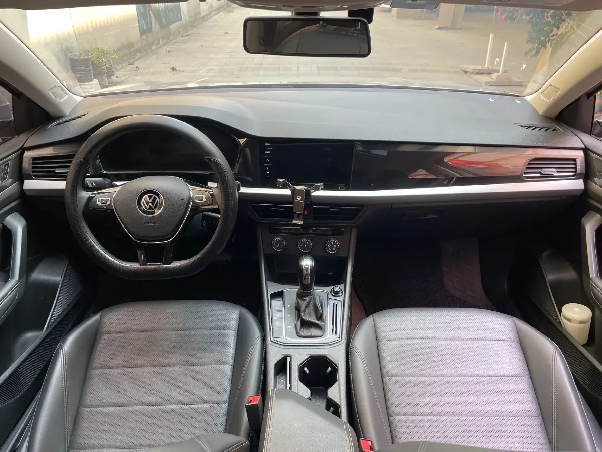 2021 Volkswagen Lavida 1.5L 113HP L4 6AT,autocango,china used car exporter,china ev exporter,chinese used car exporter,chinese used ev exporter