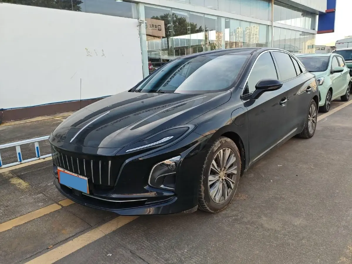 2024 HongQi E-QM5 BEV 72KWH