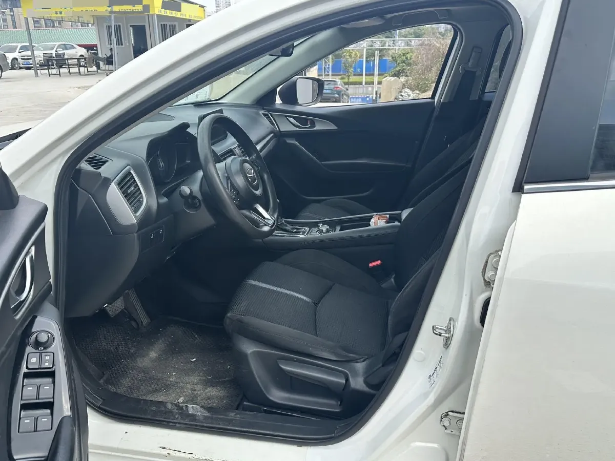 2017 Mazda 3 Axela 1.5L 117HP L4 6AT,autocango,china used car exporter,china ev exporter,chinese used car exporter,chinese used ev exporter