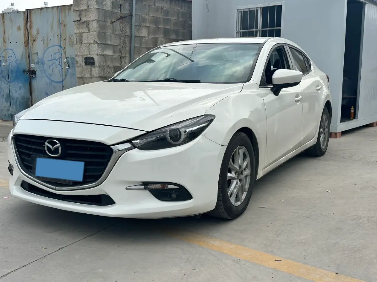 2017 Mazda 3 Axela 1.5L 117HP L4 6AT